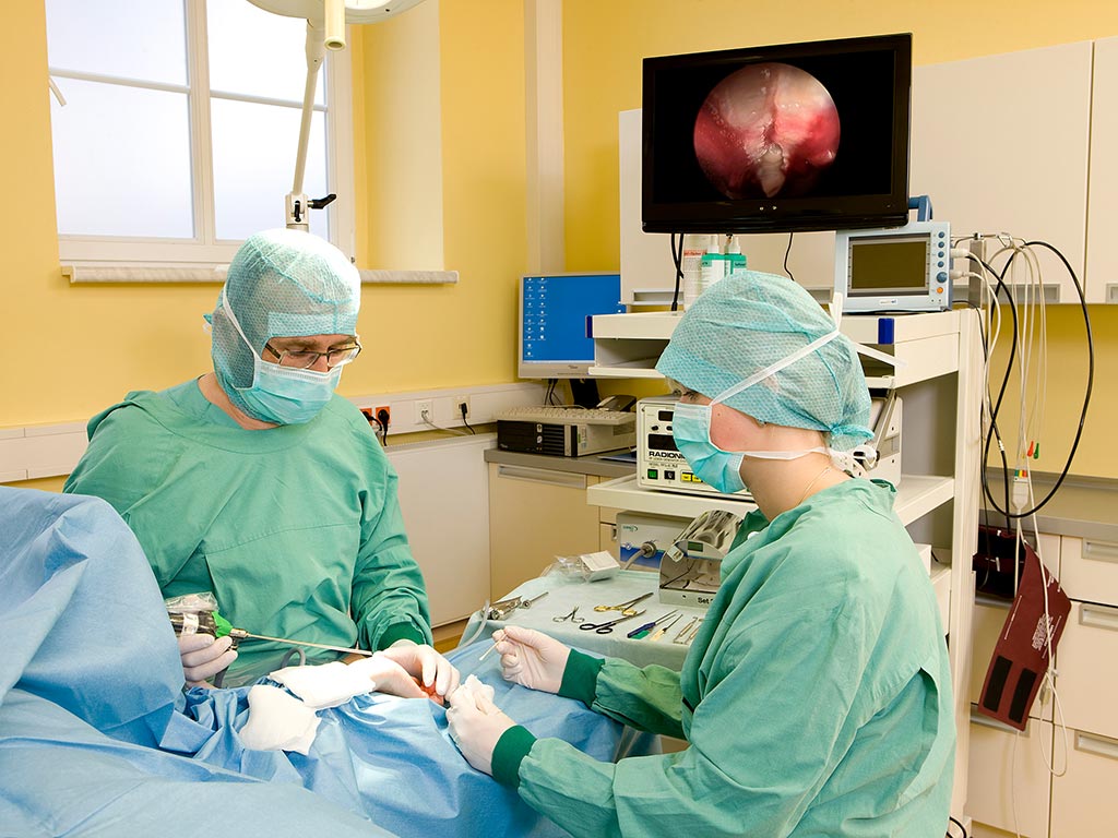 Endoskopische Karpaltunneloperation Endoskopische Karpaltunneloperation